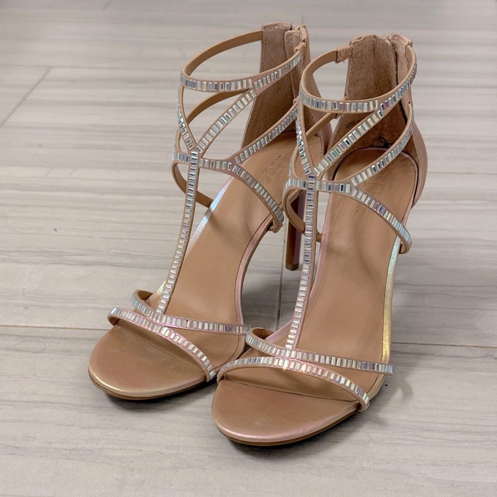 NWOT INC International Concepts Women's Tan/Nude and Rhinestone heel. Sz 9.5M